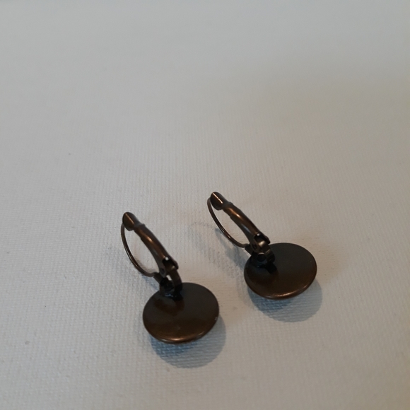 Sunflower Leverback earrings - Picture 2 of 4